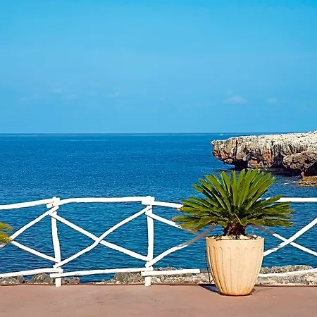 Apartamentos Cala Blanca Apartment *