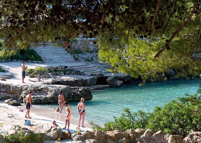 Apartamentos Cala Blanca Daire