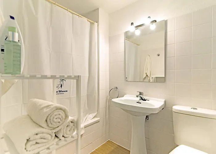 Apartamentos Cala Blanca * Cala Blanca (Menorca)