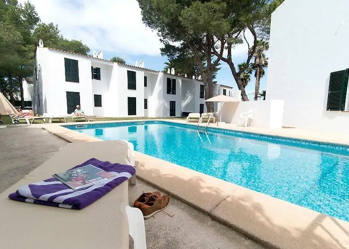 Apartamentos Cala Blanca Daire